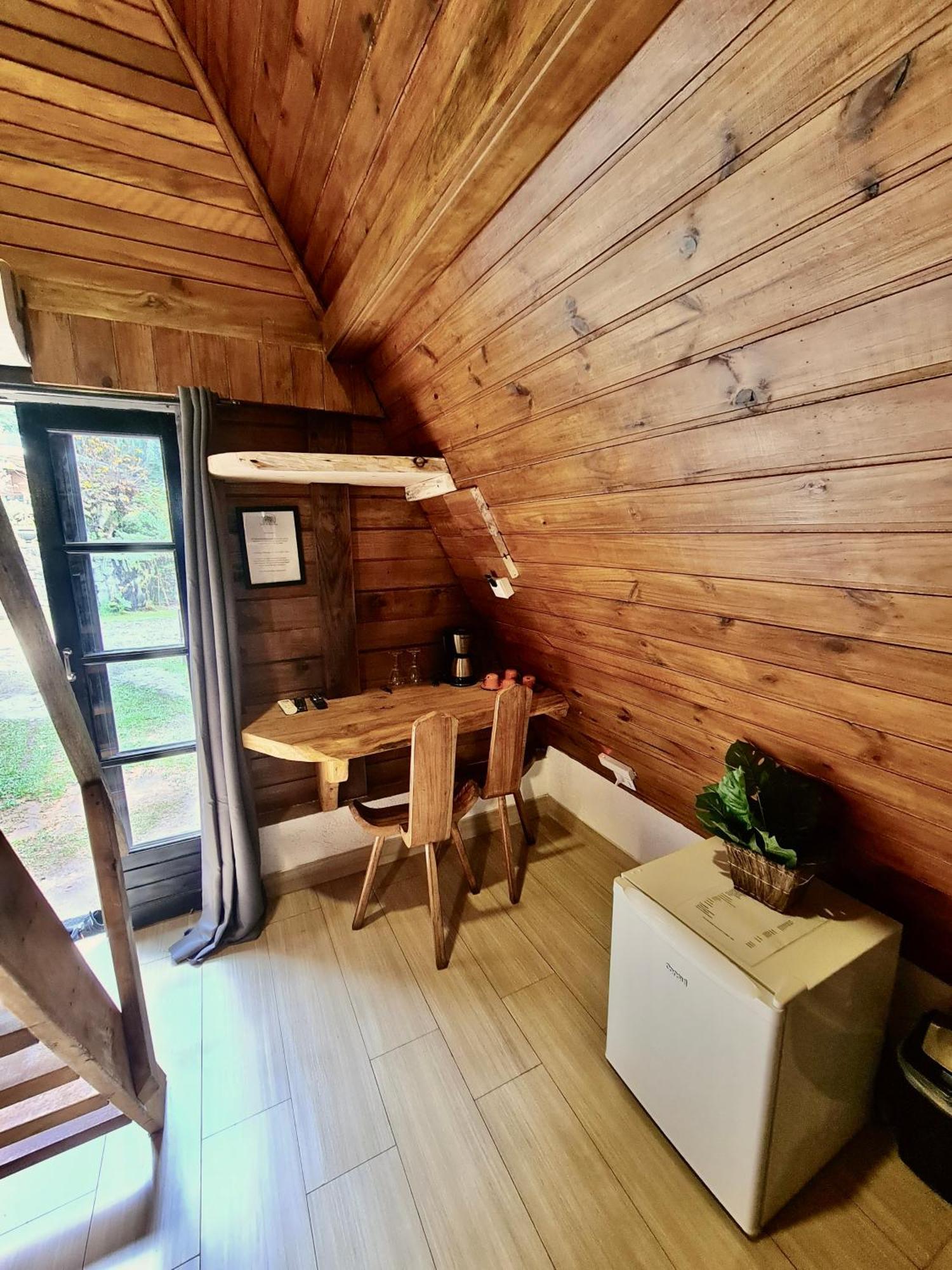 Villa Vintage Campos - Piscina E Opcoes De Suites Com Hidromassagem Campos do Jordão Δωμάτιο φωτογραφία